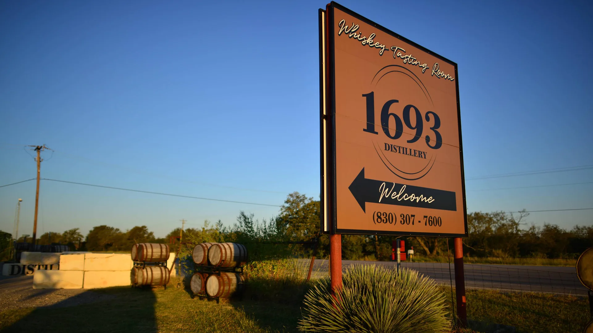 Fredericksburg Oktoberfest Wine Tours 2026 32 Hill Country Limo Wine Tours by Pronto Andiamo 4 1
