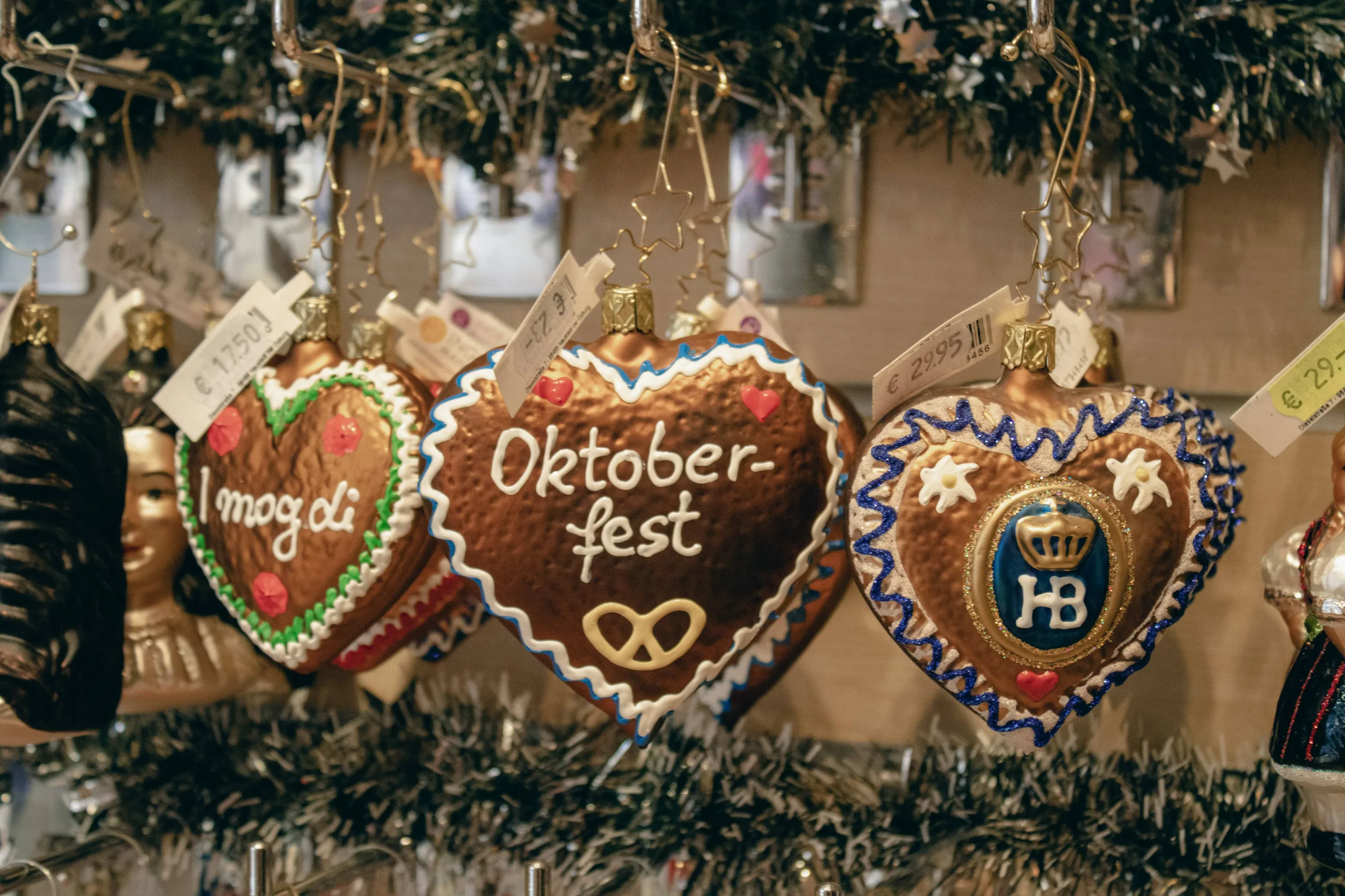 fredericksburg-oktoberfest-Texas Oktoberfest shuttle Fredericksburg luxury transportation to wineries